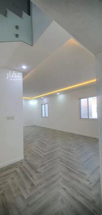 فيلا للبيع في شارع عبدالرحمن بن علقمة, حي المنتزة, مدينة الدمام, المنطقة الشرقية صورة 3