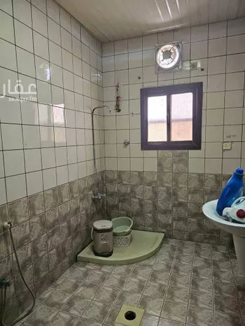 فيلا للبيع في شارع ابي العباس بن مطيع, حي البصيرة, مدينة الاحساء, المنطقة الشرقية