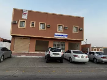 عمارة للبيع في شارع الملك عبدالعزيز, حي حي ج5, مدينة حريملاء, منطقة الرياض صورة 3