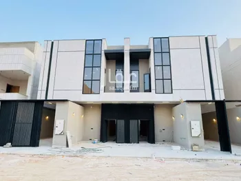 فيلا للبيع في شارع العمرة, حي الجنادرية, مدينة الرياض, منطقة الرياض