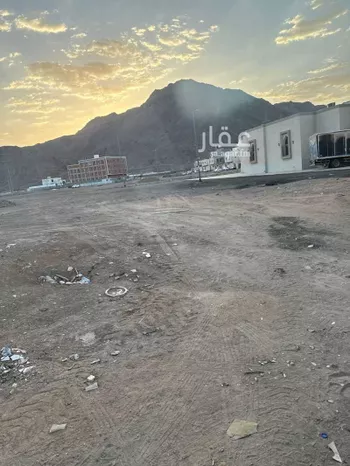 أرض للبيع في شارع يحيى بن الخصيب ، حي بني بياضة ، المدينة المنورة ، منطقة المدينة المنورة