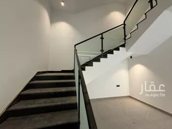 شقة للبيع في شارع اسحاق الشيباني, حي السويس 1, مدينة جازان, منطقة جازان صورة 2