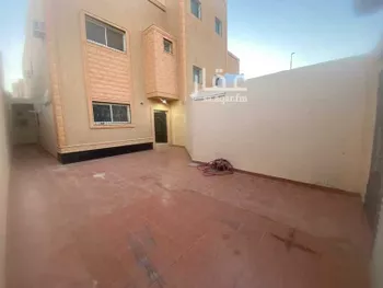 شقة للبيع في شارع ربعي الذهلي ، حي الأمن ، بريدة ، بريدة صورة 2