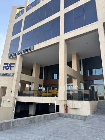 عمارة للإيجار في شارع طريق الملك عبدلله, حي الروضة2, مدينة الاحساء, المنطقة الشرقية