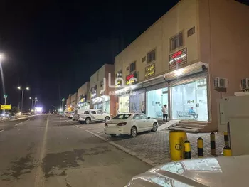عمارة للبيع في شارع النخيل, حي القادسية, مدينة رياض الخبراء, منطقة القصيم صورة 4