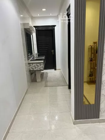 شقة للبيع في شارع عبدالله بن قيس, حي إشبيلية, مدينة الرياض, منطقة الرياض صورة 4