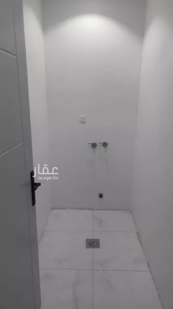شقة للإيجار في شارع محب الدين السعدي, حي الياقوت, مدينة جدة, منطقة مكة المكرمة