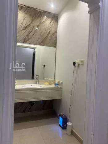 فيلا للبيع في شارع المركز, حي الوادي, مدينة الرياض, منطقة الرياض صورة 2