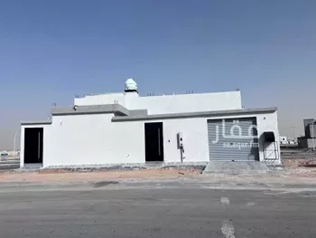 فيلا للبيع في شارع عبدالملك ابن ابراهيم ، حي الاسكان ، البكيرية ، البكيرية
