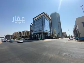 محل للإيجار في شارع طريق الملك عبدالله الفرعي, حي الشرفية, مدينة جدة, منطقة مكة المكرمة صورة 2