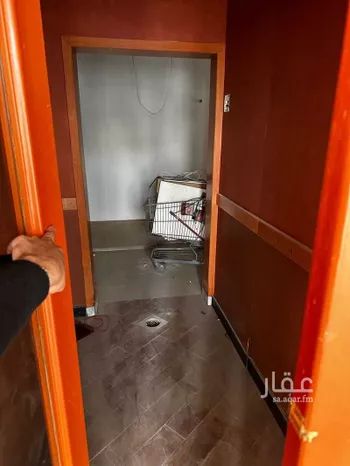 محل للإيجار في شارع وادي الليسن, حي الشرفية, مدينة الرياض, منطقة الرياض صورة 4