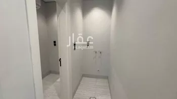 شقة للإيجار في شارع 6848736, حي البحر, مدينة الخبر, المنطقة الشرقية صورة 5