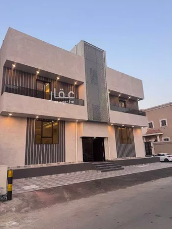 عمارة للبيع في شارع شارع  39 د, حي المطار, مدينة جازان, منطقة جازان