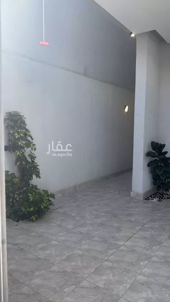 دور للبيع في شارع طريق الملك سعود, حي الشرف, مدينة خميس مشيط, منطقة عسير صورة 2