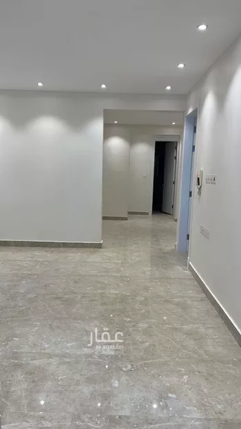 فيلا للبيع في شارع الجفة, حي الملك فهد, مدينة الرياض, منطقة الرياض صورة 2