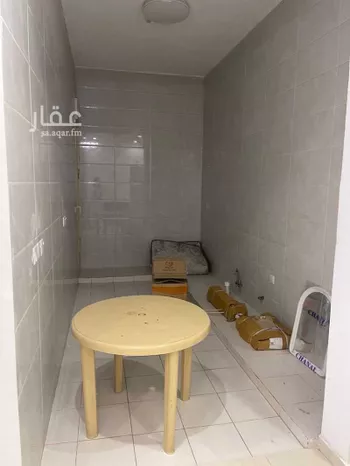 عمارة للإيجار في شارع شارع المحالة, حي العمارة, مدينة خميس مشيط, منطقة عسير صورة 5