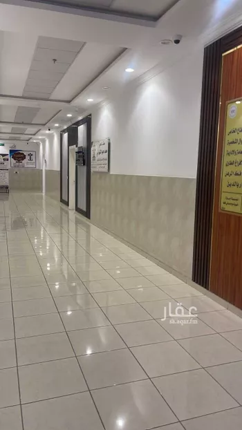 عمارة للإيجار في شارع شارع المحالة, حي العمارة, مدينة خميس مشيط, منطقة عسير صورة 3