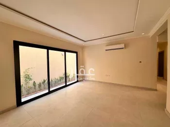 شقة للإيجار في شارع العمرة, حي الملقا, مدينة الرياض, منطقة الرياض صورة 2