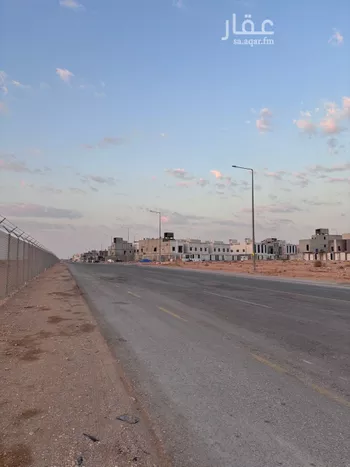 أرض للبيع في شارع رحمة الله السندي, حي عكاظ, مدينة الرياض, منطقة الرياض صورة 5