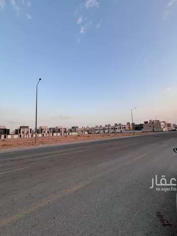 أرض للبيع في شارع الكافور, حي عكاظ, مدينة الرياض, منطقة الرياض صورة 4