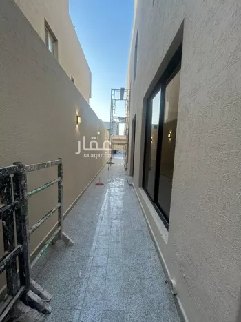فيلا للبيع في شارع ابن عبدالظاهر, حي العارض, مدينة الرياض, منطقة الرياض صورة 2