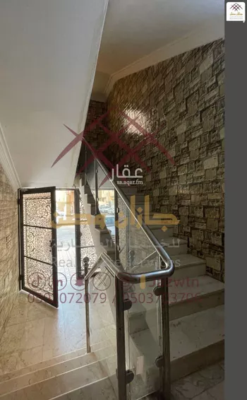 عمارة للبيع في شارع شارع 11 ب, حي السويس 2, مدينة جازان, منطقة جازان صورة 4