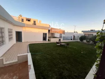 استراحة للبيع في شارع زياد الباهلي ، حي العوالي ، الرياض ، منطقة الرياض صورة 3