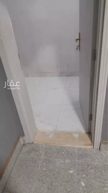 غرفة للإيجار في شارع عمر بن زيد ، حي الواحة ، جدة ، جدة صورة 3