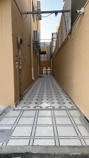 عمارة للبيع في شارع الزبير ابن العوام ابن خويلد ابن اسد, حي الروابي, مدينة الرياض, منطقة الرياض صورة 3