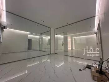 مكتب تجاري للإيجار في شارع  حسن ابن حسين ابن علي, حي الحمراء, مدينة الرياض, منطقة الرياض