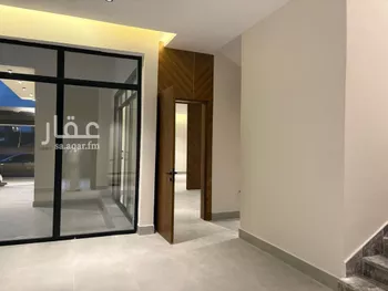 فيلا للبيع في شارع عبداللطيف بن المبارك, حي المهدية, مدينة الرياض, منطقة الرياض صورة 3