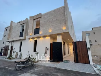 فيلا للبيع في شارع أبي العباس الصقلي, حي المهدية, مدينة الرياض, منطقة الرياض صورة 2