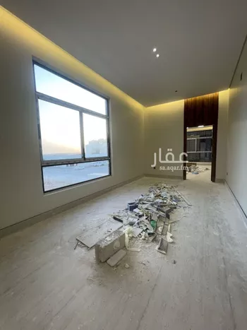 فيلا للبيع في شارع عبداللطيف بن المبارك, حي المهدية, مدينة الرياض, منطقة الرياض صورة 2