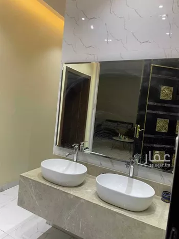 فيلا للإيجار في شارع إبراهيم المروزي ، حي عريض ، الرياض ، منطقة الرياض صورة 2