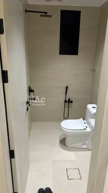 شقة للإيجار في شارع 5890704, حي الورود, مدينة المزاحميه, منطقة الرياض صورة 2