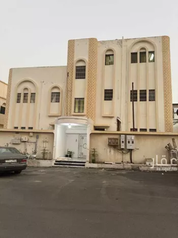 عمارة للبيع في شارع الشارع العام, حي العزيزية, مدينة خميس مشيط, منطقة عسير