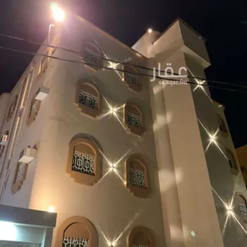 شقة للإيجار في شارع الحارث السعدي ، حي النزهة ، الكراء ، منطقة الباحة