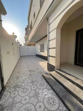 عمارة للبيع في شارع 17د, حي الشراع, مدينة الخبر, المنطقة الشرقية صورة 2
