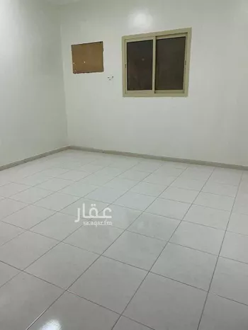 شقة للإيجار في شارع النقلة, حي ظهرة لبن, الرياض