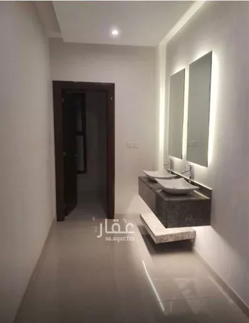 دور للإيجار في شارع اسماعيل بن عمر بن كثير, حي الرحمانية, جدة