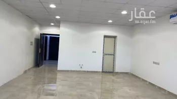 مكتب تجاري للإيجار في شارع طريق السيل الكبير, حي المهدية, مدينة الرياض, منطقة الرياض