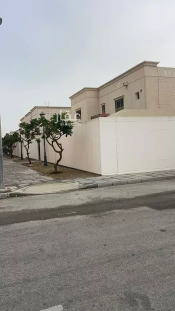 فيلا للبيع في شارع شارع المشهد 2, حي جلمودة, مدينة الجبيل, المنطقة الشرقية