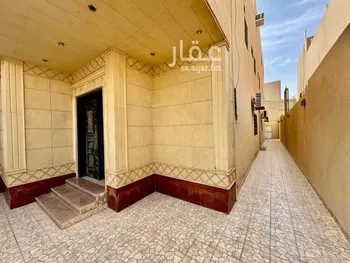 فيلا للبيع في شارع القراء, حي إشبيلية, مدينة الرياض, منطقة الرياض صورة 2