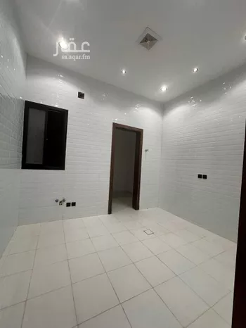 دور للبيع في شارع عبيدالله الفقيه, حي الرمال, مدينة الرياض, منطقة الرياض صورة 5