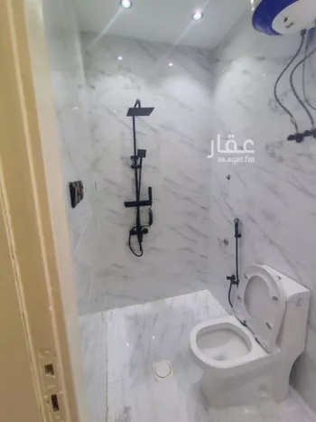 شقة للإيجار في شارع خالد بن الوليد, حي الحمراء, مدينة الرياض, منطقة الرياض