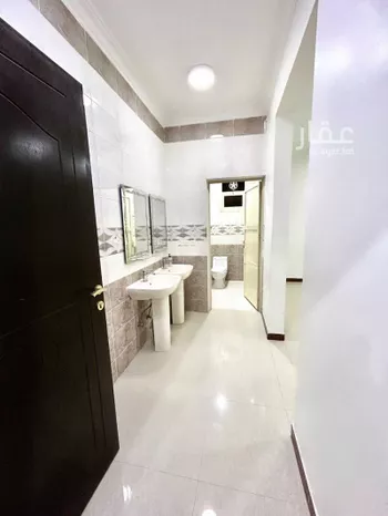 دور للإيجار في شارع شارع ثابت بن عثمان, حي الصقورية, مدينة المزاحميه, منطقة الرياض صورة 2