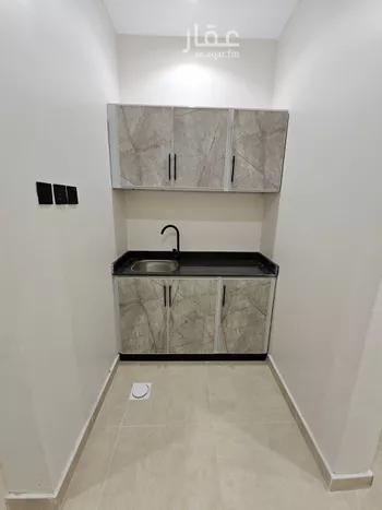 شقة للإيجار في شارع عبدالرحمن بن عزاز, حي الشهداء, مدينة الرياض, منطقة الرياض صورة 4