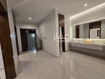 فيلا للبيع في شارع صالح الزغيبي, حي الرحمانية, مدينة جدة, منطقة مكة المكرمة صورة 3