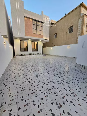 فيلا للبيع في شارع ابي اسحاق الخياط, حي الحمدانية, مدينة جدة, منطقة مكة المكرمة