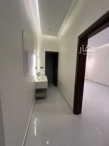 فيلا للبيع في شارع جعفر الأفضلي, حي المهدية, مدينة الرياض, منطقة الرياض صورة 5